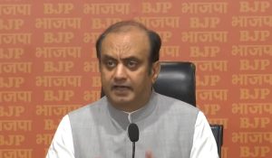 झारखंड परीक्षा विवाद पर सुधांशु त्रिवेदी का कांग्रेस पर हमला, बोले- यह पेपर लीक नहीं बल्कि ‘पेपर लूट’ थी