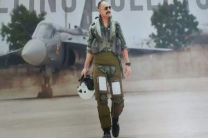 Tejas Crash: ‘पापा यूट्यूब पर मेरा प्रदर्शन जरूर देखें’, एयर शो के वीडियो खोज रहे पिता को मिली क्रैश की खबर