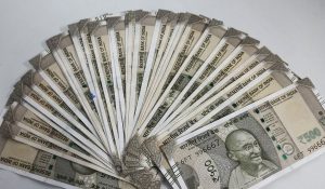 इस योजना से महिलाओं को मिल रहे 10 हजार रुपए, जानें कैसे करें आवेदन