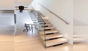 Staircase Vastu Rules: घर में सीढ़ियां किस दिशा में होनी चाहिए? जानें वास्तु के महत्वपूर्ण नियम
