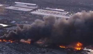 America Plane Crash: एयरपोर्ट से उड़ान भरते ही UPS कार्गो प्लेन हुआ क्रैश, 3 की मौत, देखें VIDEO