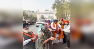 350वें शहादत दिवस पर: पंजाब सरकार के मंत्री-अफ़सर श्रद्धा से जुटे—लंगर बनाना, परोसना और सेवा में दिखाया पूर्ण समर्पण