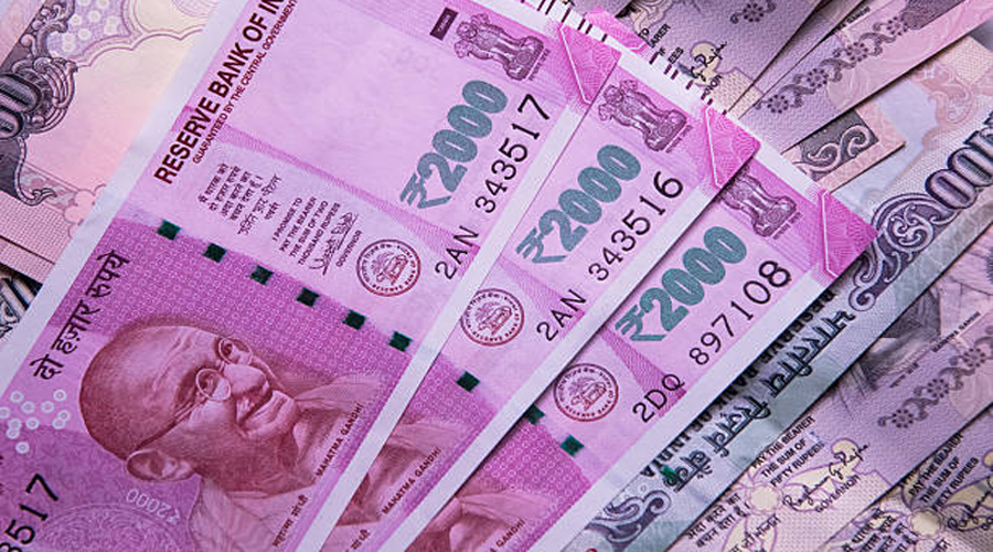 बाजार में अभी भी चल रहे 2000 के नोट, RBI ने किया चौंकाने वाला खुलासा