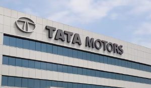 Tata Motors Demerger: TMCV के शेयर अब मार्केट में, जानें लिस्टिंग की पूरी डिटेल