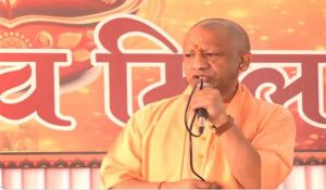 ‘अवैध घुसपैठियों को अस्थायी डिटेंशन सेंटर में रखो’, CM योगी ने जिलों को दिए सख्त निर्देश