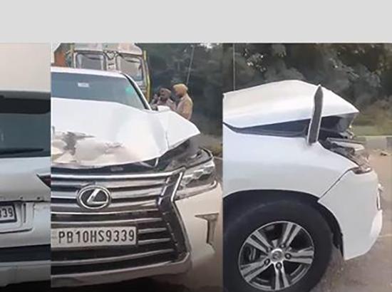 ट्राइडेंट ग्रुप के राजिंदर गुप्ता के बेटे अभिषेक गुप्ता की गाड़ी का हुआ एक्सीडेंट; बाल-बाल बची जान