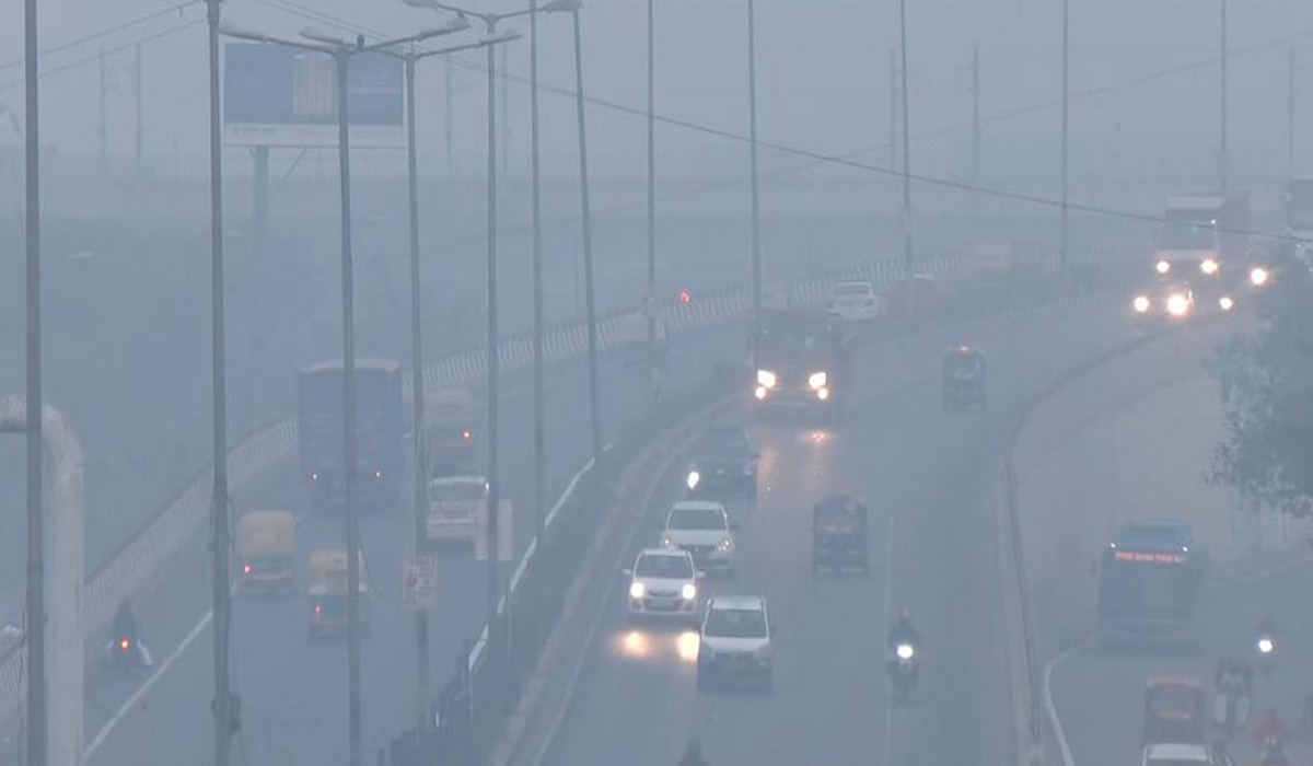 बेहद खराब श्रेणी में दिल्ली का AQI, इन चीजों के इस्तेमाल पर लगी है रोक