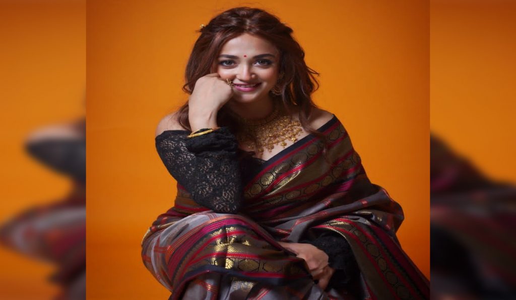 Monali Thakur