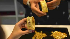 Gold and Silver Price: सोने और चांदी के खरीदारों के लिए खुशखबरी! कीमतों में आई गिरावट