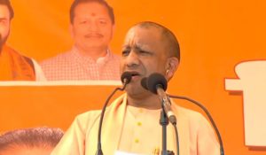 ‘अब लालटेन की मंद रोशनी में कोई अपराध नहीं होगा’, सीएम योगी का महागठबंधन पर वार