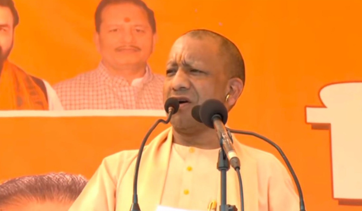 ‘अब लालटेन की मंद रोशनी में कोई अपराध नहीं होगा’, सीएम योगी का महागठबंधन पर वार