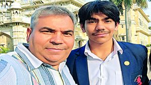इंडिगो फ्लाइट का असर; पिता ने बेटे की प्री-बोर्ड परीक्षा के लिए इंदौर तक चलाई कार