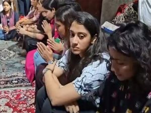 भारतीय महिला क्रिकेट टीम ने विशाखापत्तनम में श्री वराह लक्ष्मी नरसिम्हा स्वामी मंदिर में की पूजा अर्चना
