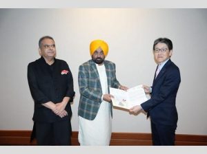 पंजाब ने टोक्यो में टॉपन स्पेशलिटी फिल्म्स के साथ MoU किया साइन; 400 करोड़ रुपये का इन्वेस्टमेंट, स्किलिंग सेंटर का ऐलान