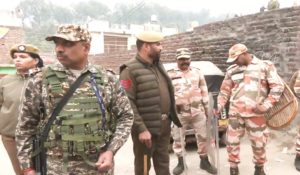 जम्मू-कश्मीर: ओवर ग्राउंड वर्कर्स के खिलाफ कार्रवाई, हिरासत में लिए गए 150 से ज्यादा लोग