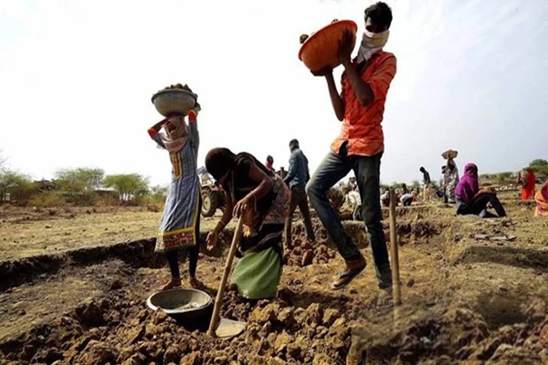 MGNREGA: मनरेगा की जगह नया ग्रामीण रोजगार कानून लाने की तैयारी, 125 दिन काम की गारंटी का प्रस्ताव
