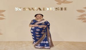 100 साल पुराने इयररिंग्स, मां से मिला विरासती हाथफूल…नीता अंबानी का शाही ठाठ, फोटोज वायरल