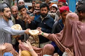 पाकिस्तान की फिर हुई बेइज्जती, Saudi Arabia ने भीख मांग रहे 24 हजार पाकिस्तानियों को निकाला