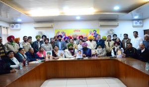 लुधियाना में मालवा सभ्याचारक मंच की बैठक, ’30वां लोहड़ी मेला 2026′ अभिनेता धर्मेंद्र समेत दिग्गज कलाकारों को समर्पित