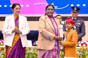 कौन है पंजाब का नन्हा वीर श्रवण कुमार, जिसने ऑपरेशन सिंदूर में सेना की मदद, अब राष्ट्रपति से मिला बड़ा सम्मान