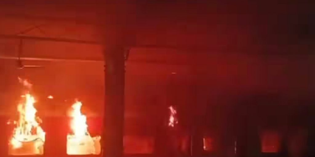 Tatanagar-Ernakulam Express fire