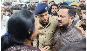 अलीगढ़ मुस्लिम यूनिवर्सिटी में शिक्षक की गोली मारकर हत्या