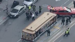 San Francisco में बड़ा सड़क हादसा, केबल कार के अचानक रुकने से 15 लोग घायल
