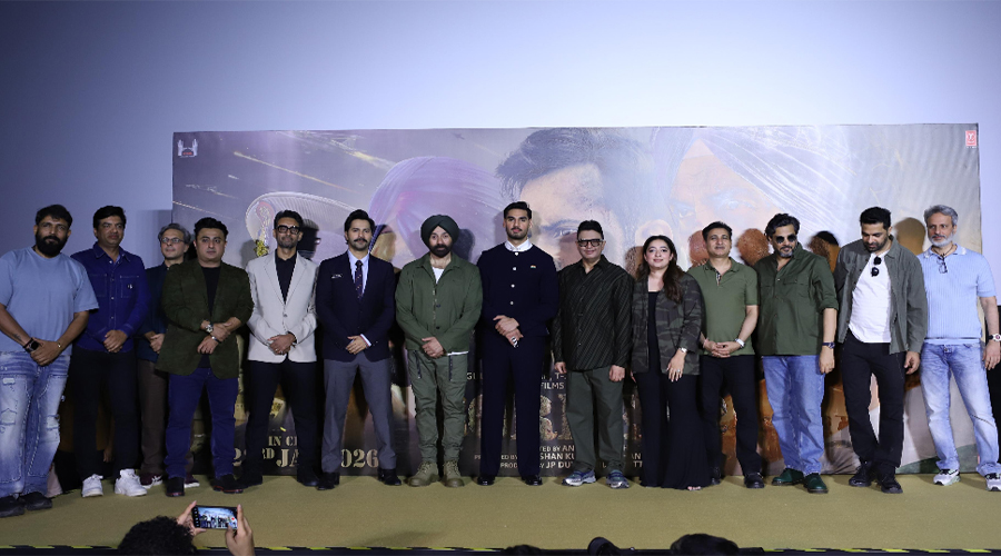‘Border 2’ के टीज़र ने बढ़ाया फैंस का जोश, आसमान से समंदर तक गूंजा भारत का पराक्रम