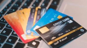 Credit Card का कर्ज परेशान कर रहा है? अपनाएं ये 7 स्मार्ट ट्रिक्स, बढ़ेगा क्रेडिट स्कोर