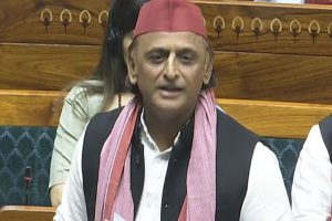 Vande Mataram: ‘बताओ, पार्टी में कितने सोशलिस्ट और सेक्युलर बचे?’, अखिलेश यादव का BJP पर तंज