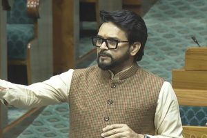 ई-सिगरेट विवाद: अनुराग ठाकुर ने स्पीकर को सौंपी शिकायत, कहा- TMC सांसद ने संसदीय गरिमा को ठेस पहुंचाई