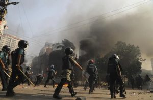 बांग्लादेश में दीपू दास के बाद एक और हिंदू युवक की हत्या, भीड़ ने पीट-पीटकर मार डाला