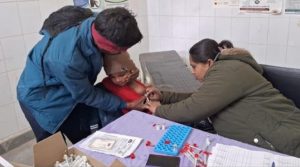 अजीब मामला! कुत्ते ने भैंस को काटा, लेकिन गांव के 200 लोगों ने लगवाया रेबीज का इंजेक्शन