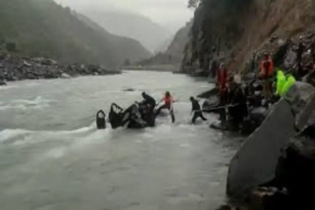 jammu-kashmir car accident