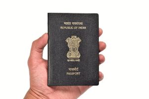 विदेशों का रुख कर रहे भारतीय, पिछले पांच सालों में इतने लोगों ने छोड़ी नागरिकता