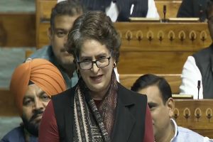‘प्रधानमंत्री आधा समय विदेश में बिताते हैं’, राहुल गांधी के बचाव में आई प्रियंका गांधी वाड्रा