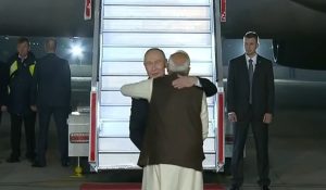 ‘रूस से आया मेरा दोस्त’: राष्ट्रपति पुतिन दिल्ली पहुंचे, पीएम मोदी ने गले लगाकर किया स्वागत