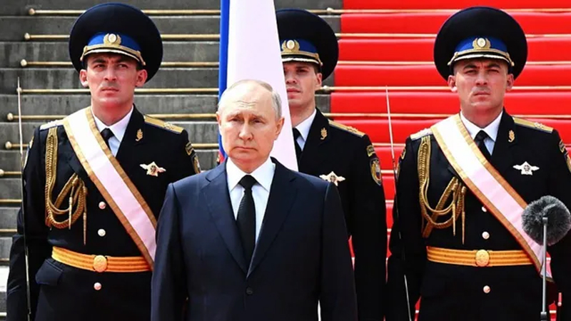 Vladimir Putin के साथ कौन-कौन आ रहा भारत, जानें उनके बारे…