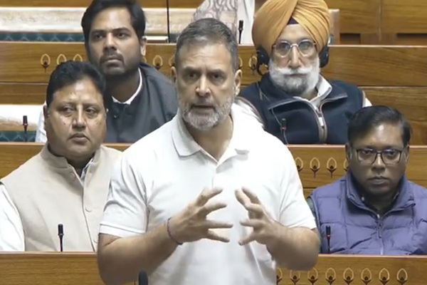‘बच्चे-बुज़ुर्ग बीमार हो रहे, प्रदूषण पर सभी दल मिलकर बनाएं ठोस प्लान’, लोकसभा में बोले राहुल गांधी