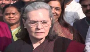 ‘बच्चे सांस नहीं ले पा रहे, बुजुर्गों भी परेशान’, दिल्ली-NCR में बढ़ते प्रदूषण को लेकर केंद्र पर भड़की सोनिया गांधी