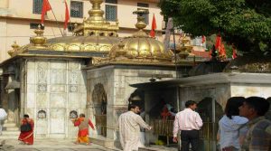नववर्ष पर मां ज्वाला के दरबार में उमड़ा आस्था का सैलाब, जयकारों से गूंजा मंदिर परिसर