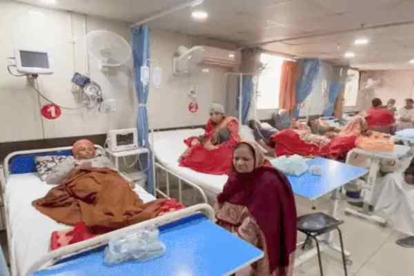 Punjab: लुधियाना में गाजर का हलवा खाने से 50 लोग बीमार, उल्टी और दस्त की शिकायत