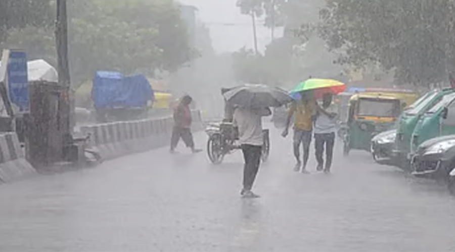 Punjab Weather: पंजाब के इन राज्यों में भारी बारिश का अलर्ट, चलेंगी तेज़ हवाएं; पढ़ें IMD की Update