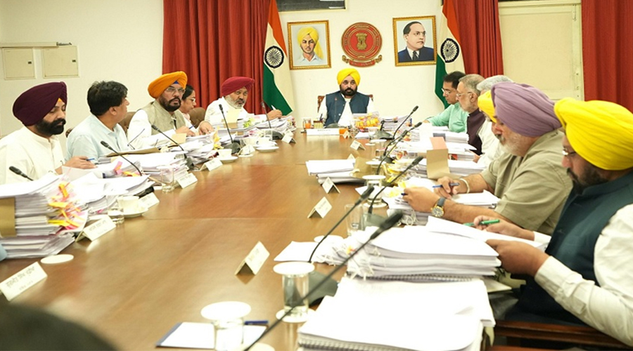 Punjab Cabinet Meeting : CM मान ने कल बुलाई कैबिनेट की अहम बैठक, बड़े फैसलों पर लगेगी मुहर