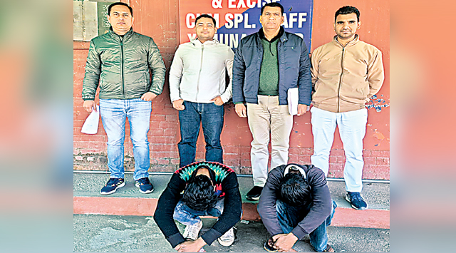 स्पेशल सेल टीम ने ज्वैलर्स की दुकान में चोरी करने वाले दो आरोपी पकड़े