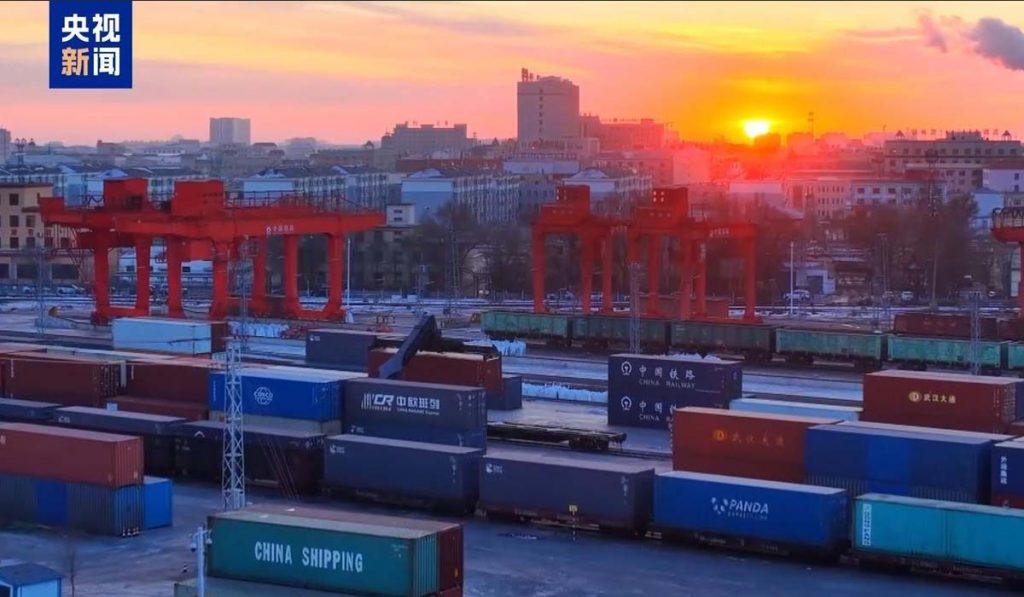  China-Europe Freight Trains Passed 