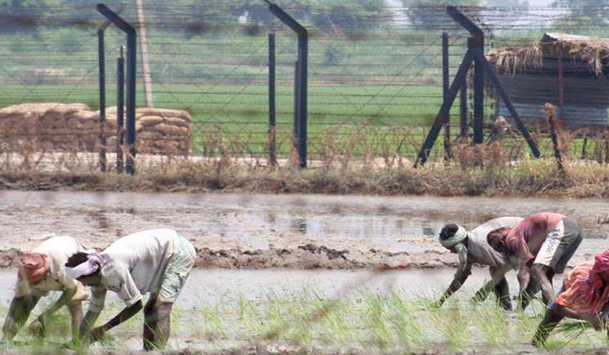 भारत-पाकिस्तान बॉर्डर पर 200 मीटर आगे खिसकाई जाएंगी कंटीली तारें, किसानों को मिलेगी हजारों एकड़ जमीन
