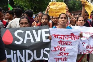 बांग्लादेश में एक और हिंदू की मौत, खोकन चंद्र दास ने अस्पताल में तोड़ा दम; भीड़ ने लगाई थी आग 