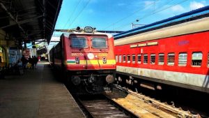Summer Special Trains: यूपी-बिहार जाने के लिए रेलवे ने चलाई समर स्पेशल 3 ट्रेनें, जानिए कैसे पा सकते हैं कंफर्म सीट