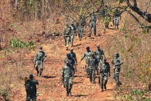 झारखंड के सारंडा जंगल में मुठभेड़, 1 करोड़ के इनामी नक्सली अनल समेत 16 ढेर